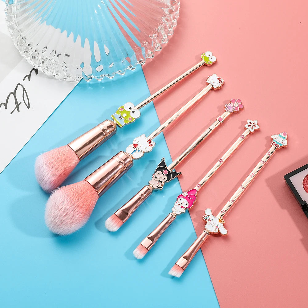 5pcs/set Hello Kitty Makeup Brush Kawaii Kuromi My Melody Cinnamoroll Cartoon Character Cosplay Prop Makeup Brushes Tool