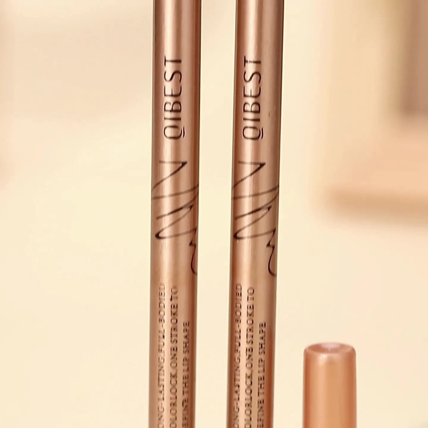 QIBEST 12 colors matte lip liner set colorful not easy to smudge long-lasting non-stick cup matte gold tube lip liner