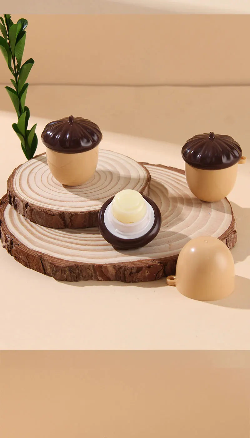 Peach, Strawberry and Nut Hydrating Moisturizing Lip Balm Winter Anti-freeze, Anti-Crack Repair Moisturizing